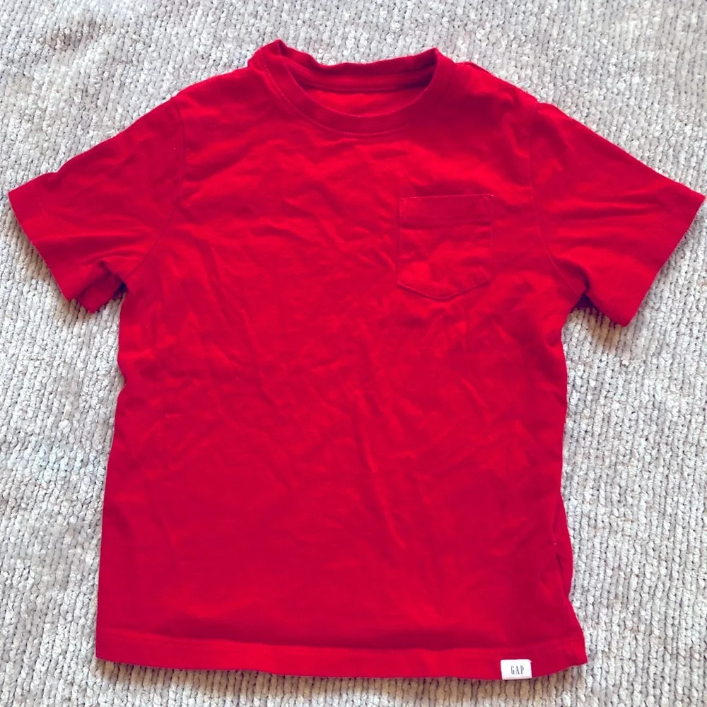 Gap Pocket T-Shirt, Red,‎ Solid, Short Sleeve, 100% cotton, 5 Years